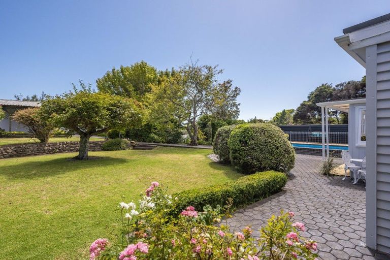 Photo of property in 138 Arawhata Road, Paraparaumu, 5032