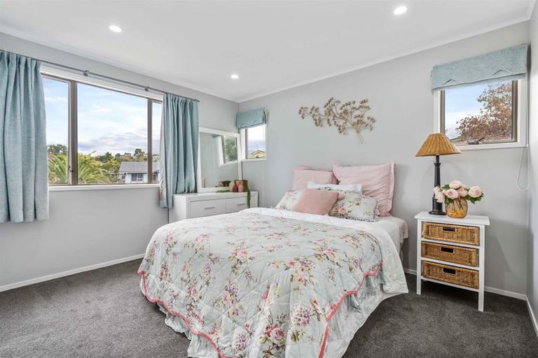 Photo of property in 108 Weatherly Road, Torbay, Auckland, 0630