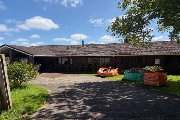 Photo of property in 77b Sturges Road, Henderson, Auckland, 0612