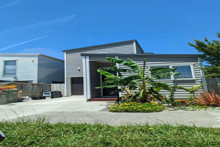 Photo of property in 27 Lockheed Street, Hobsonville, Auckland, 0618