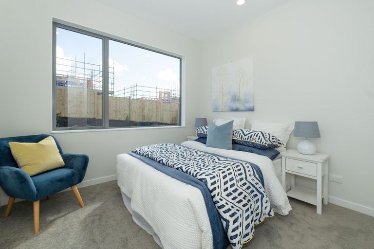 Photo of property in 133a Sunset Road, Totara Vale, Auckland, 0632