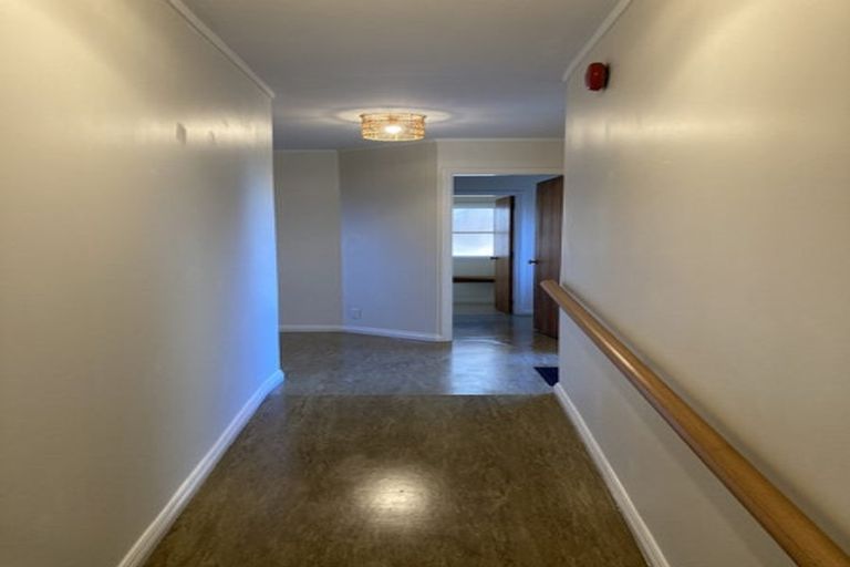 Photo of property in 11 Brougham Street, Mount Victoria, Wellington, 6011