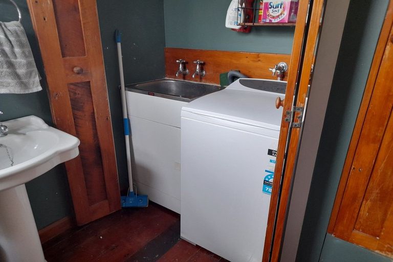 Photo of property in 48 Matipo Street, Takaro, Palmerston North, 4410