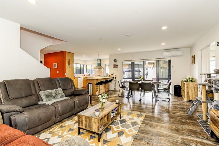 Photo of property in 26 Cranbrook Place, Rototuna North, Hamilton, 3210