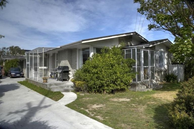 Photo of property in 1/230 Ilam Road, Ilam, Christchurch, 8041