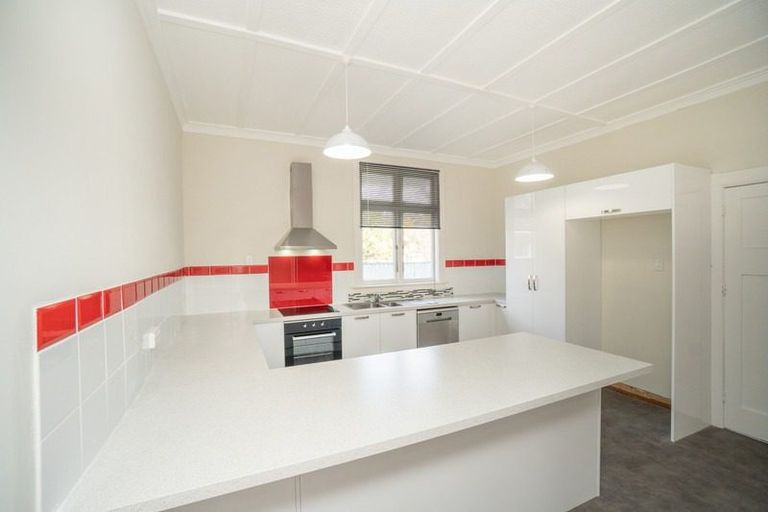 Photo of property in 18 Matipo Street, Takaro, Palmerston North, 4410