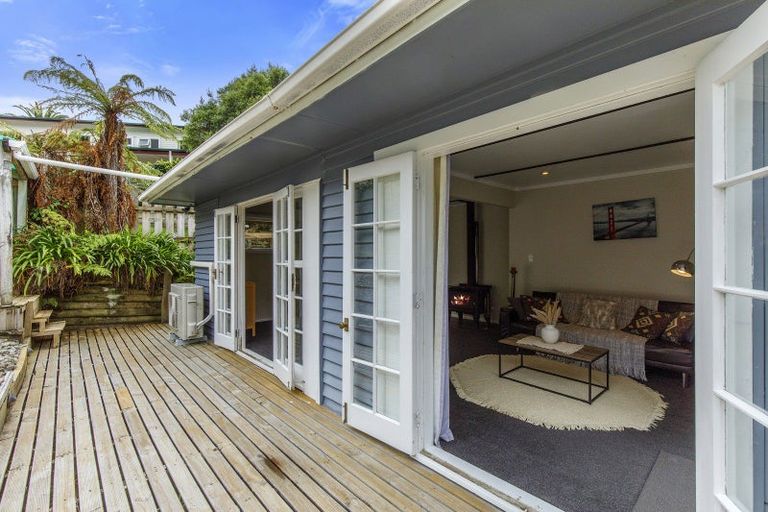 Photo of property in 81 Bird Grove, Stokes Valley, Lower Hutt, 5019