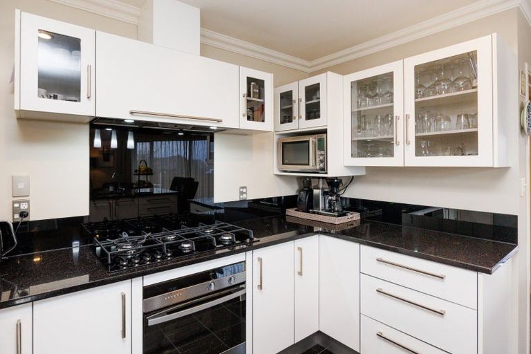 Photo of property in 172 Pacific Drive, Fitzherbert, Palmerston North, 4410