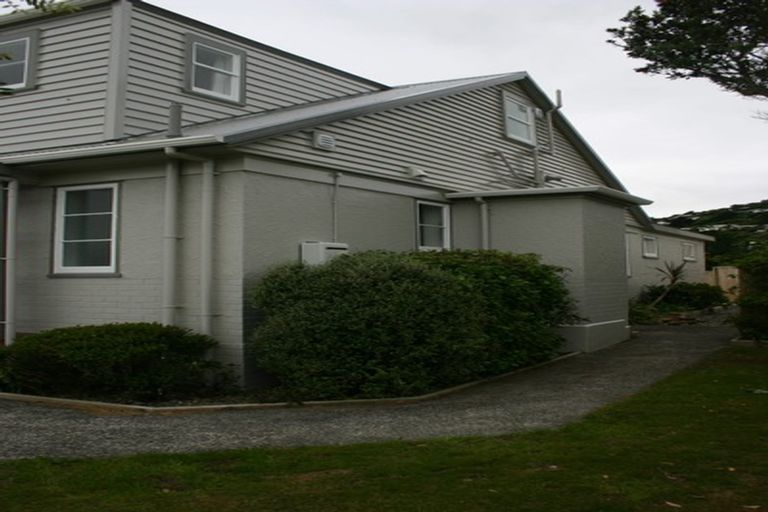 Photo of property in 2 Rodney Street, Northland, Wellington, 6012