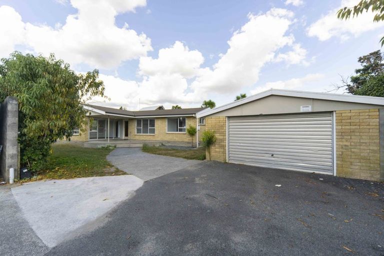 Photo of property in 142 Clarkin Road, Fairfield, Hamilton, 3214