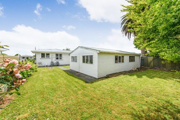Photo of property in 184 Tremaine Avenue, Westbrook, Palmerston North, 4412