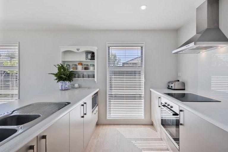 Photo of property in 10 Freyberg Street, Rangiora, 7400