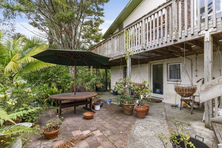 Photo of property in 20 Reynella Drive, Massey, Auckland, 0614