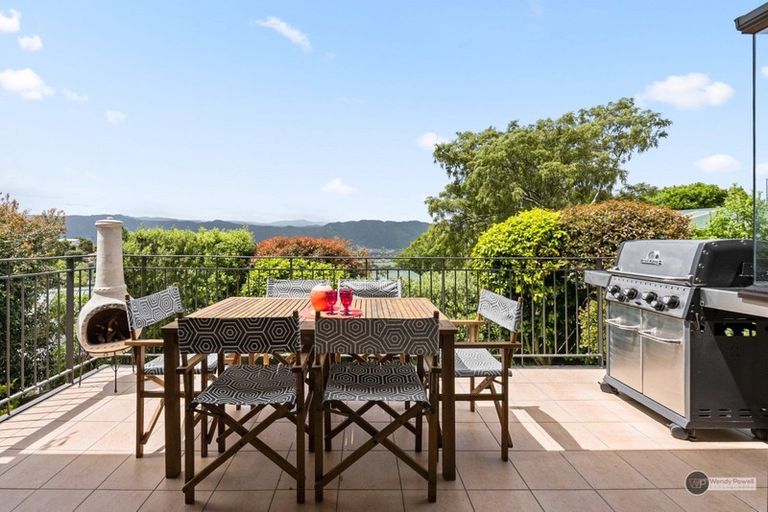 Photo of property in 33b Pekanga Road, Normandale, Lower Hutt, 5010