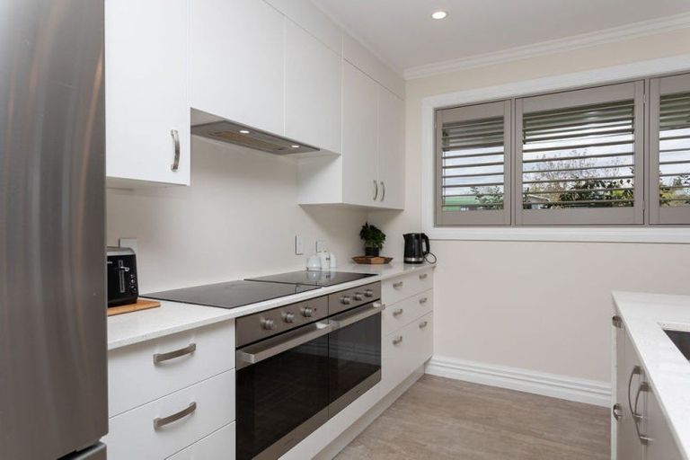 Photo of property in 20 Smith Street, Dannevirke, 4930