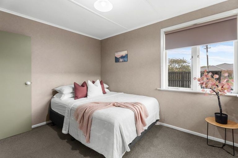 Photo of property in 16 Basley Road, Owhata, Rotorua, 3010