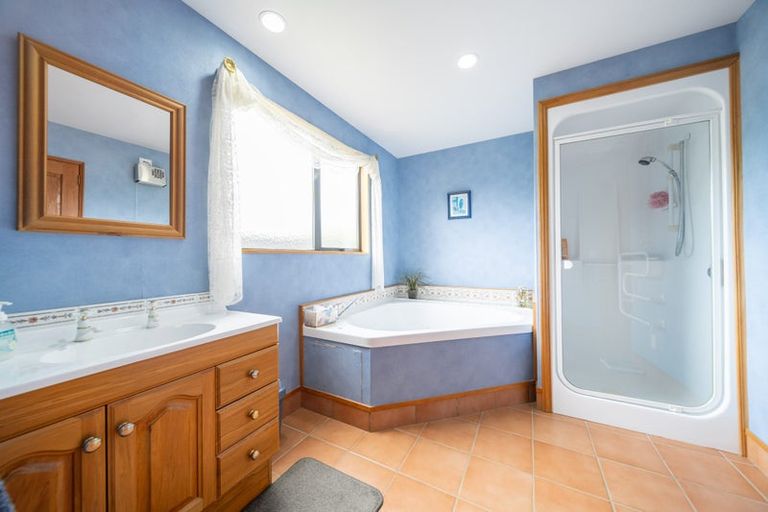 Photo of property in 2 Campbell Court, Te Anau, 9600