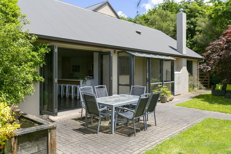 Photo of property in 214 Mapara Road, Acacia Bay, Taupo, 3385