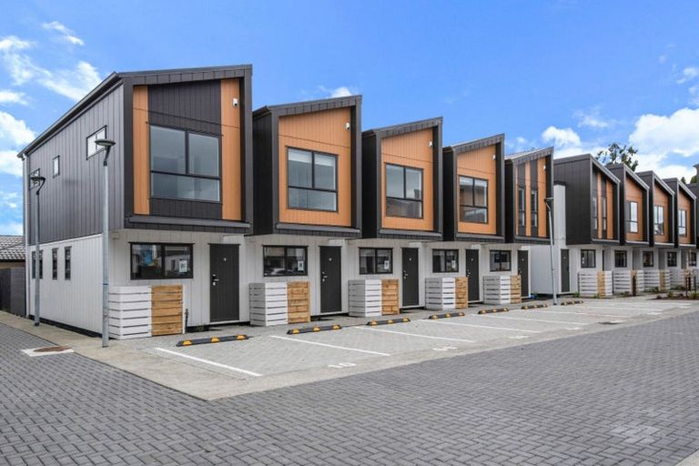 Photo of property in 25 Red Arches Road, Henderson, Auckland, 0610