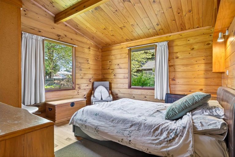 Photo of property in 14 Sunset Street, Hilltop, Taupo, 3330