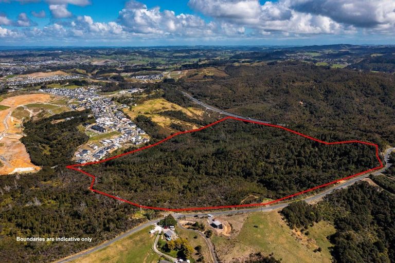 Photo of property in 160-200 Hillcrest Road, Hatfields Beach, Orewa, 0931