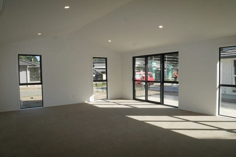 Photo of property in 13 Rongomau Lane, Raumati South, Paraparaumu, 5032