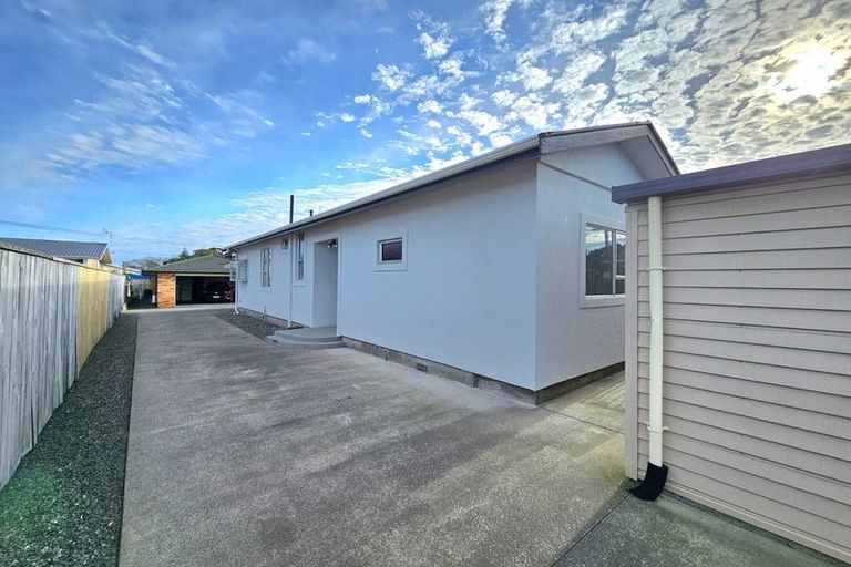 Photo of property in 14 Darnell Street, Fitzroy, New Plymouth, 4312