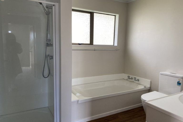 Photo of property in 9a Mossburn Grove, Kelson, Lower Hutt, 5010