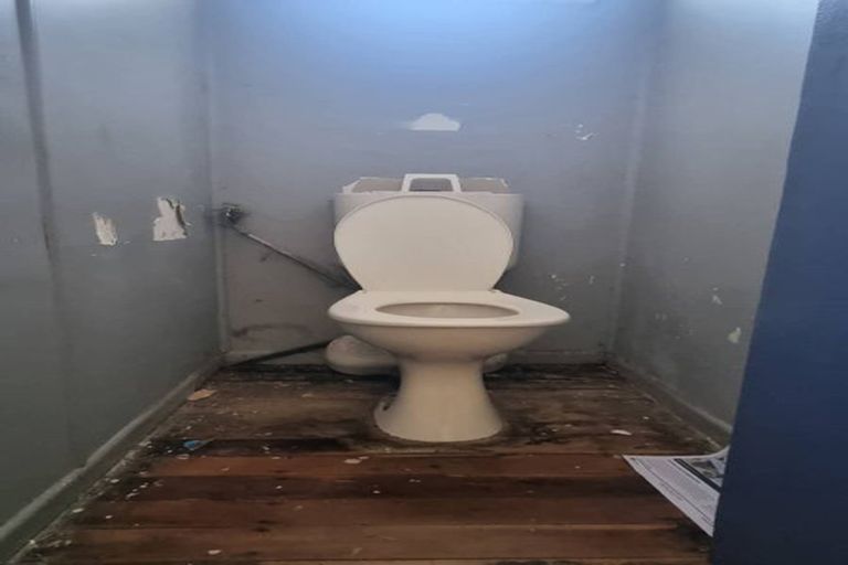Photo of property in 18 Hinemoa Avenue, Taupo, 3330