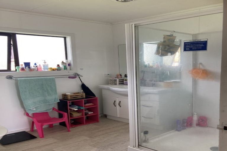 Photo of property in 33 Stafford Street, Waitara, 4320