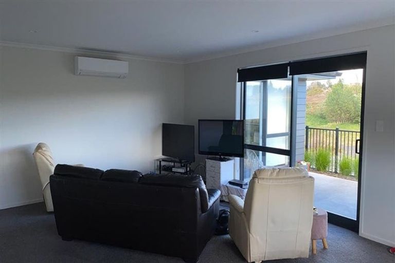 Photo of property in 14 Kauri Lane, Omokoroa, 3114