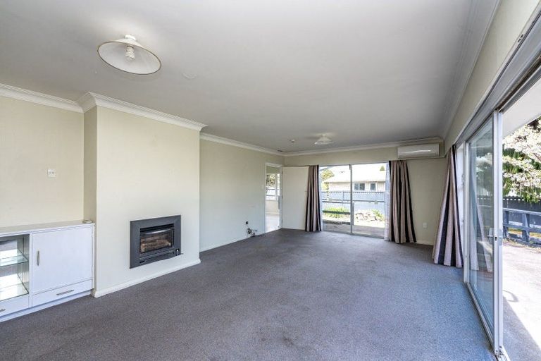 Photo of property in 47 Freemans Road, Otaki, 5512