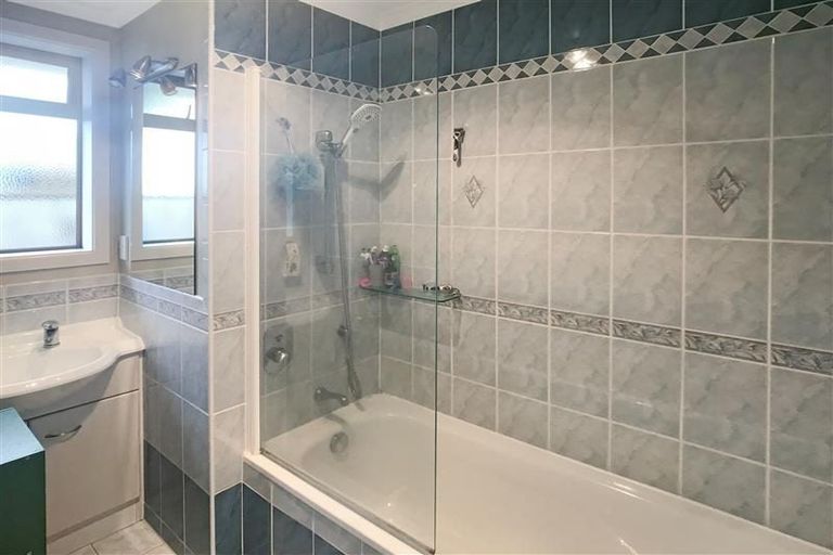 Photo of property in 53 Redcastle Drive, East Tamaki, Auckland, 2013