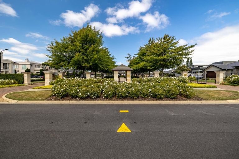 Photo of property in 10 Hatton Court, Northwood, Christchurch, 8051