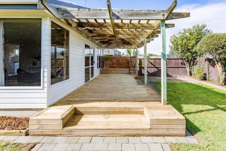 Photo of property in 464 Marine Parade, South New Brighton, Christchurch, 8062