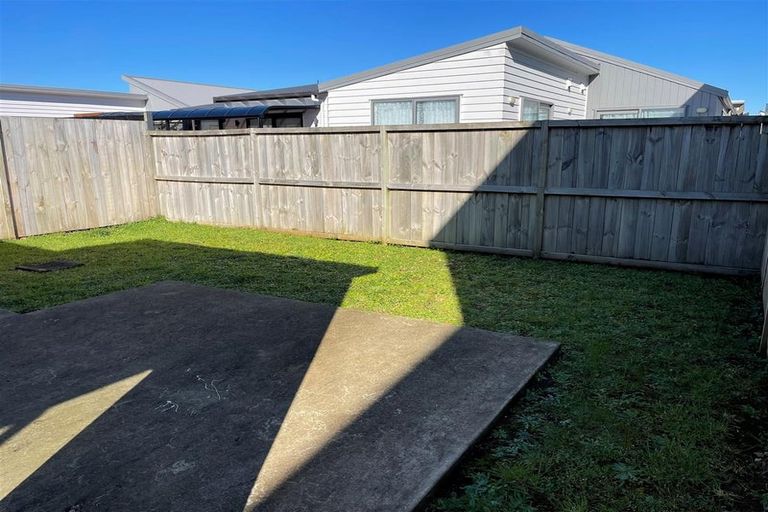 Photo of property in 25 Clayden Shuttleworth Street, Papakura, 2110
