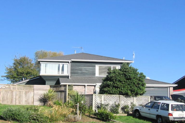 Photo of property in 22 Langdale Avenue, Paraparaumu, 5032