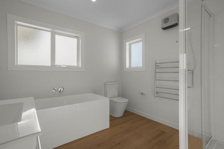 Photo of property in 15c Madison Street, Carterton, 5713