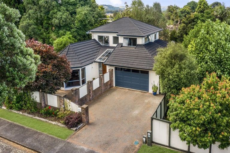 Photo of property in 8 Bushlands Place, Opaheke, Papakura, 2113