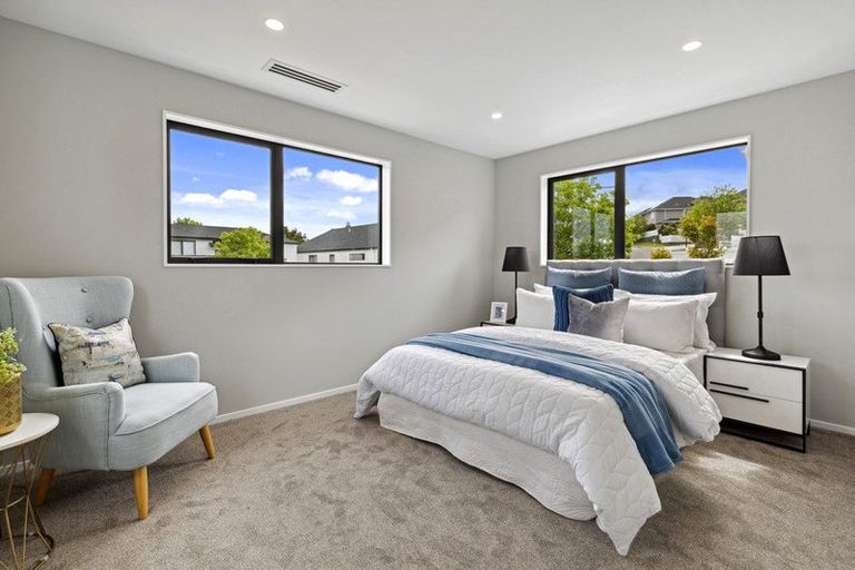 Photo of property in 15 Bela Vista Boulevard, Swanson, Auckland, 0614