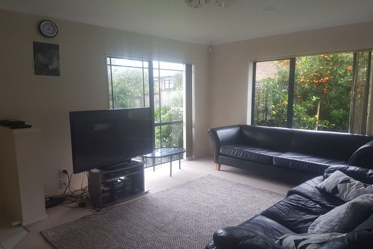 Photo of property in 315 Mahia Road, Weymouth, Auckland, 2103