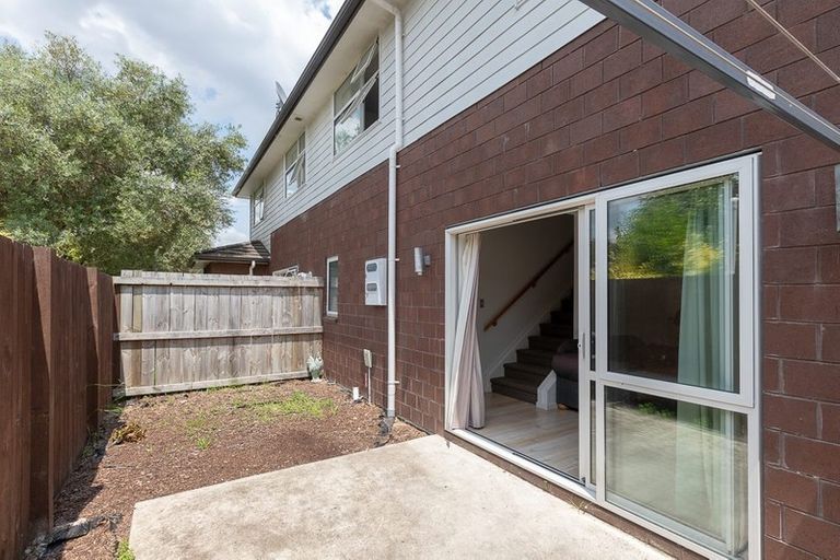 Photo of property in 2/4 Littler Place, Hamilton East, Hamilton, 3216