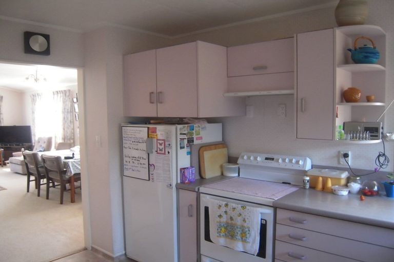 Photo of property in 13 List Street, Welbourn, New Plymouth, 4310