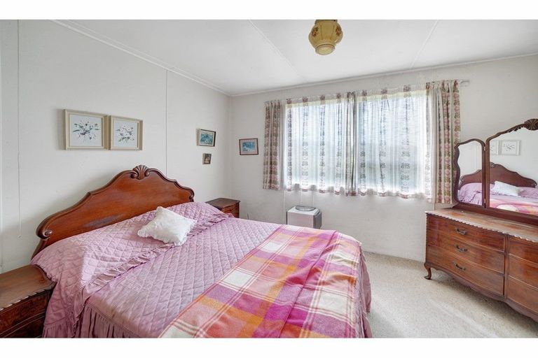 Photo of property in 1724 Springs Road, Lincoln, Christchurch, 7674