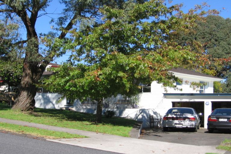 Photo of property in 3 Malvina Place, Bucklands Beach, Auckland, 2014