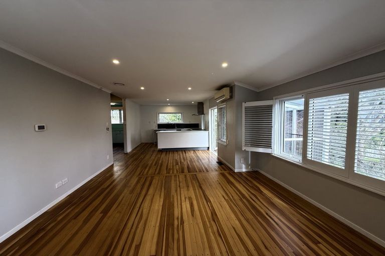 Photo of property in 87 Taurus Crescent, Beach Haven, Auckland, 0626