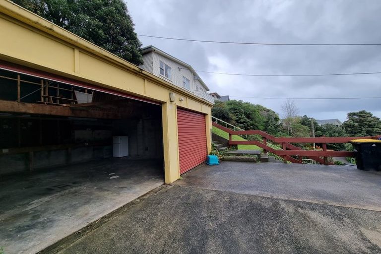 Photo of property in 73 Volga Street, Island Bay, Wellington, 6023
