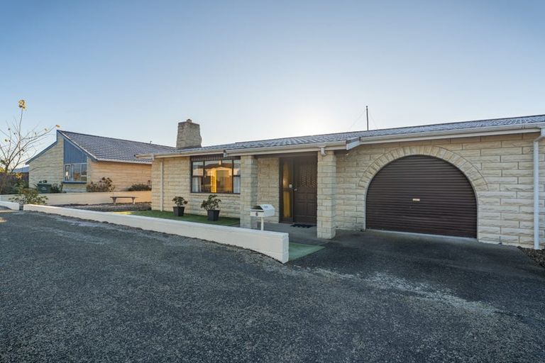 Photo of property in 6 Bond Street, Waimate, 7924