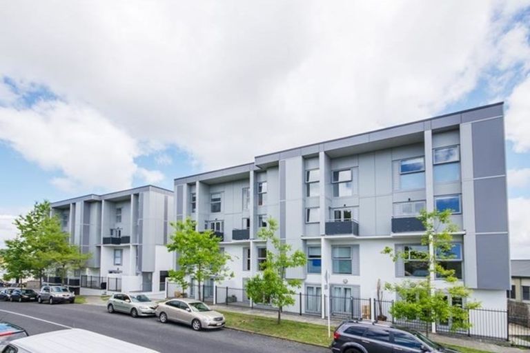 Photo of property in 10/2 Western Springs Road, Morningside, Auckland, 1021