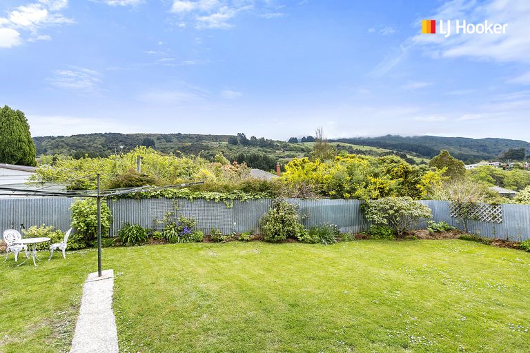 Photo of property in 22 Derwent Street, Helensburgh, Dunedin, 9010